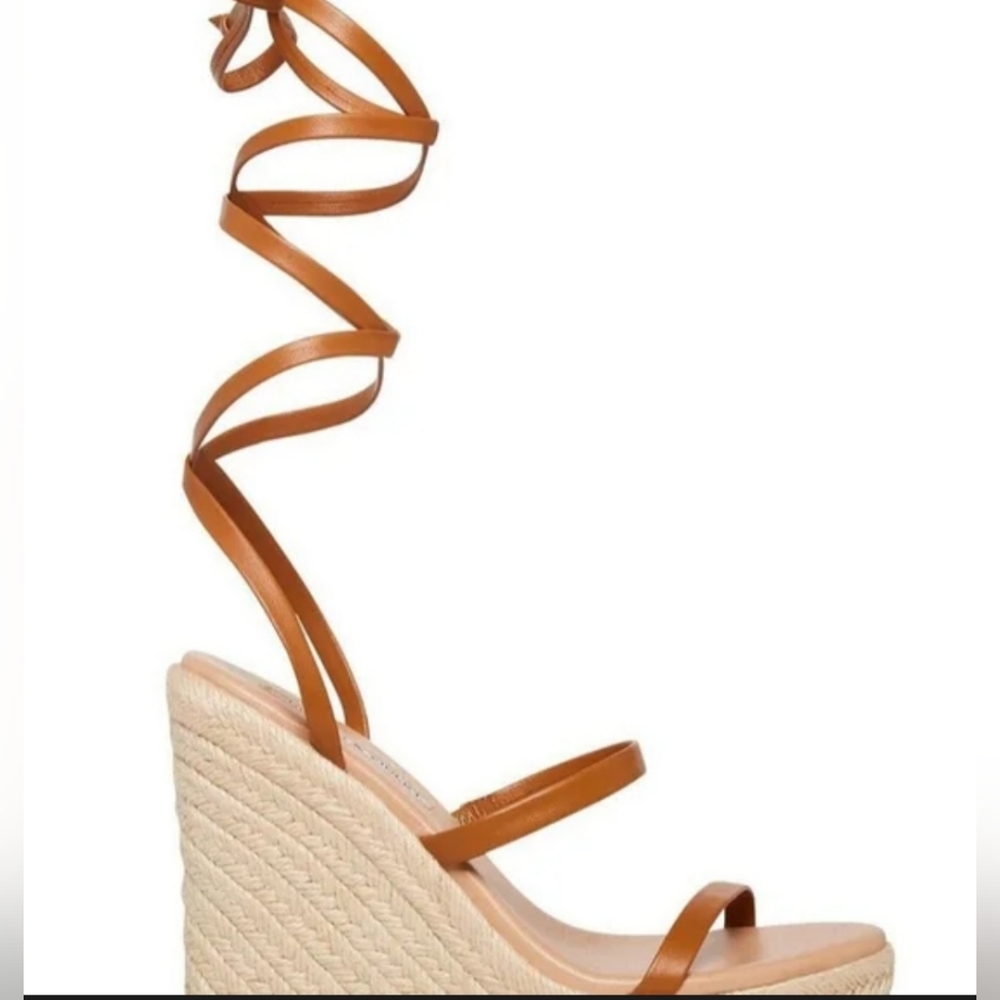 Chelsea & Violet Wedges NWT